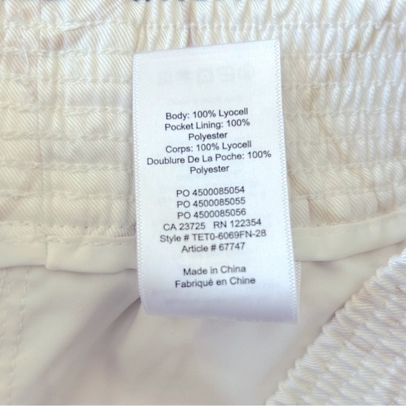 The Group Babaton by Aritzia Cream Leaf Print 2” Elastic Waistband Shorts Sz XS - Picture 5 of 5